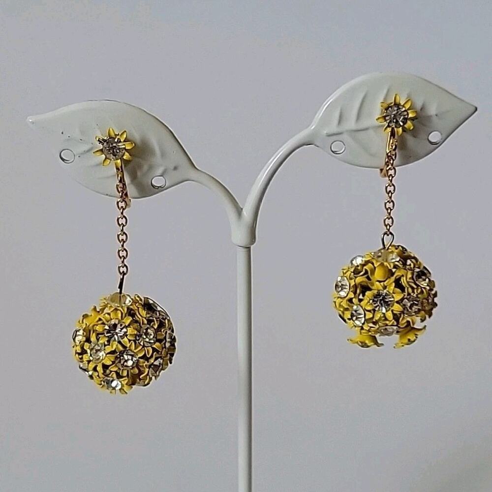 Vintage 60s Yellow Enameled Filigree Globe Drop Clip On‎ Earrings Billie Eilish - Picture 2 of 9